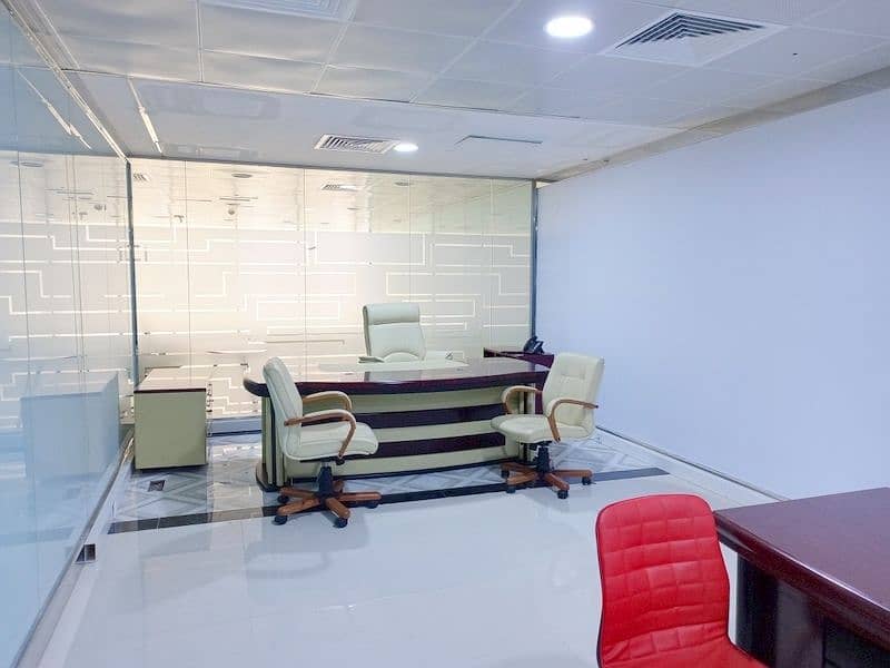 210 sq. ft office space ready to move Al Barsha