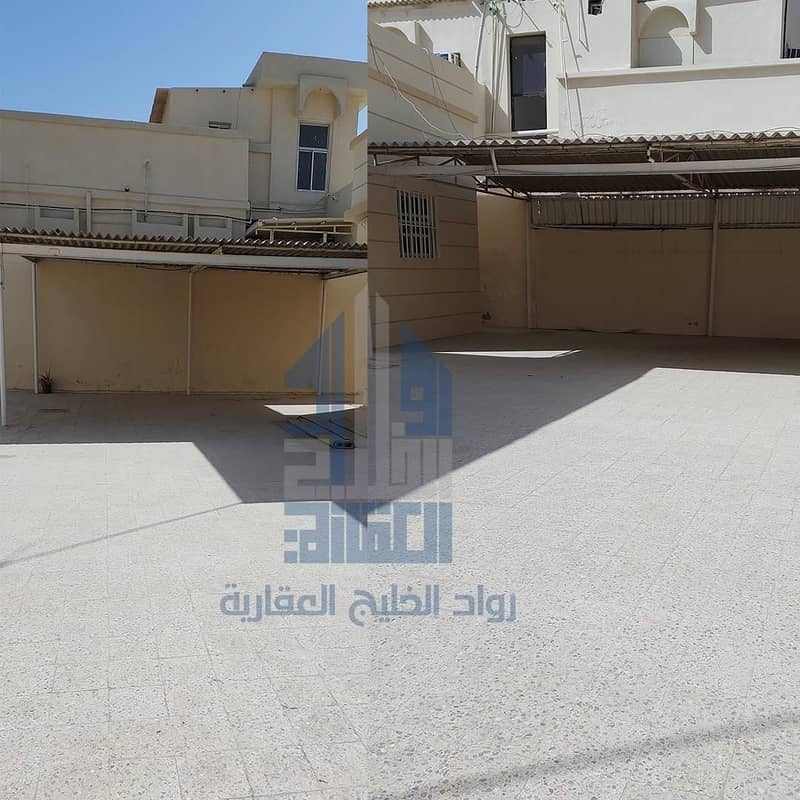 For sale Arab house, renovated, in good condition, excellent location