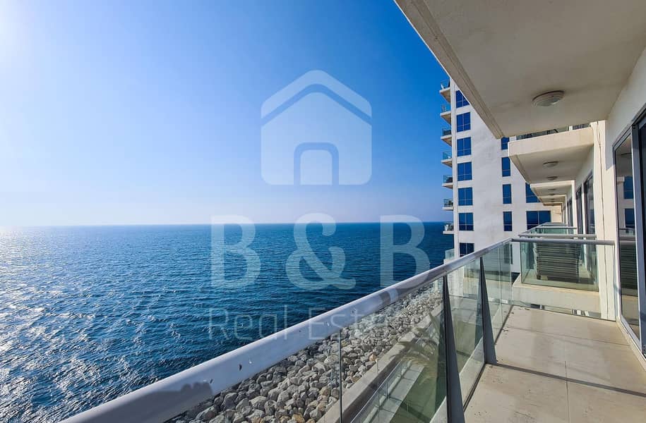 1 Bedroom Direct SEA View with Free Chiller