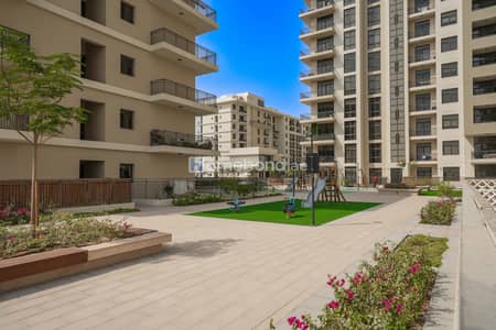 2 Bedroom Apartment for Sale in Town Square, Dubai - Vacant / Big Terrace / Close to Park