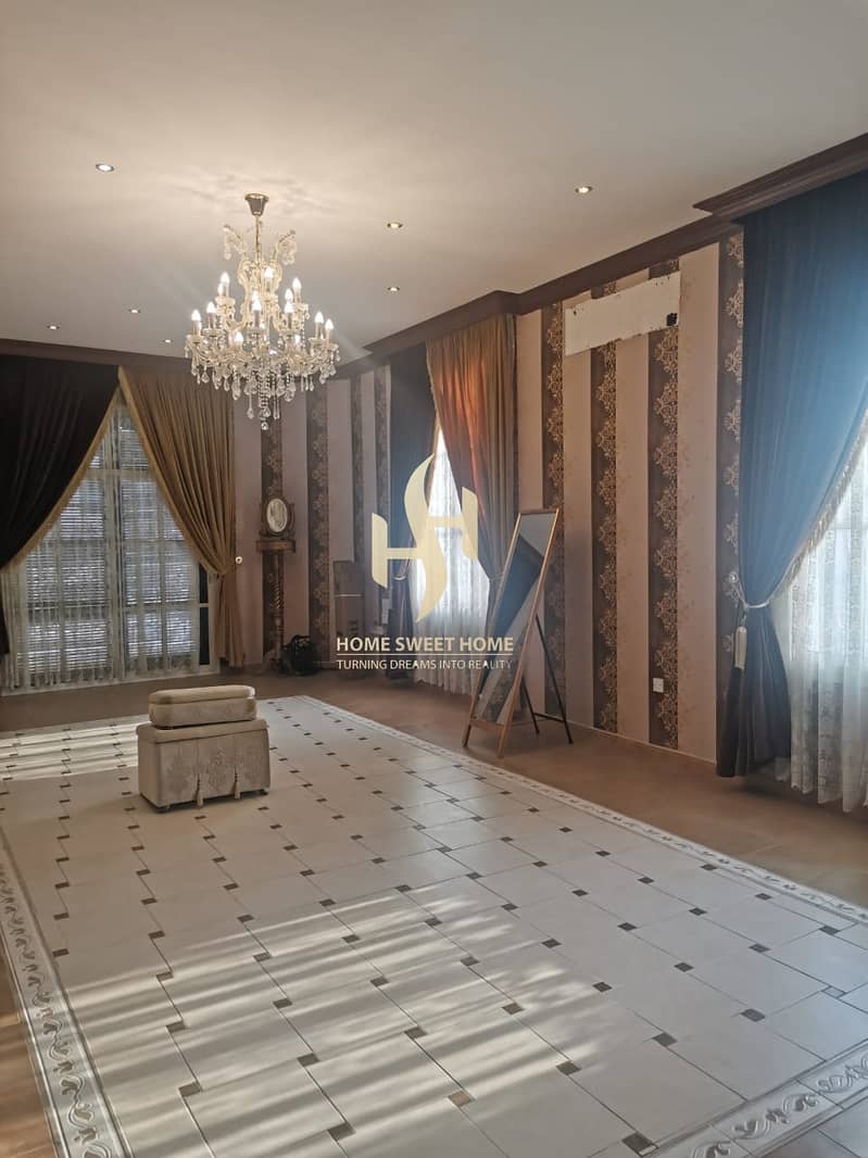 4 bedrooms for sale villa in alhamidia 1 ajman big size
