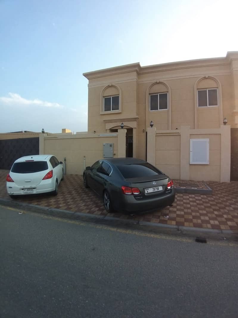 For rent a two floors villa in Sharjah / Al Hoshi