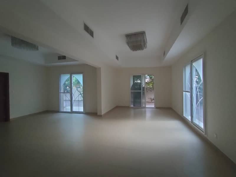 Vacant | 5BR + Maid's Room , 2-Parking | Sale