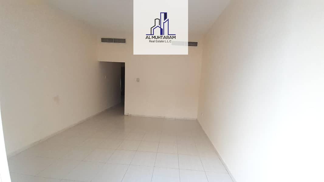 30 days free lavish and luxury studio with balcony available rood view sepret kitchen  hall  available muwaileh sharjah