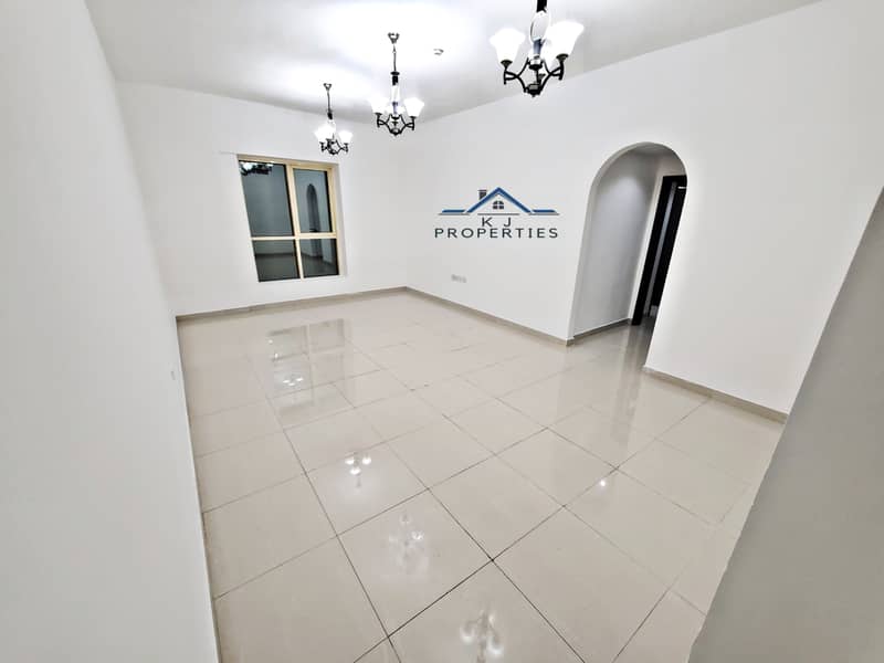 45 Day's Free ! Luxury Apartment 2bhk ! Free Parking ! Close To Mosque + Muwaileh Park