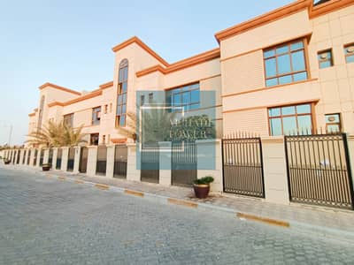 For Those Looking For Elegance Available For rent Vlp villa Duplex in Khalifa Park