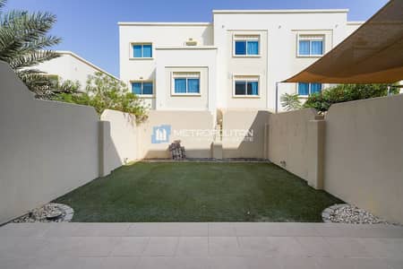 2 Bedroom Villa for Rent in Al Reef, Abu Dhabi - Upgraded 2BR | Fabulous Garden | Near To The Pool