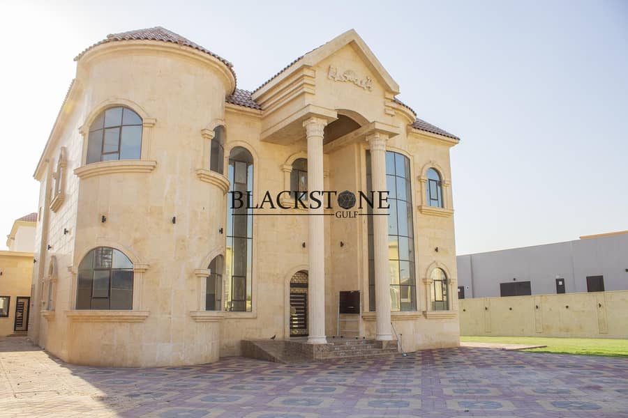 Luxurious and Spacious 5BR Villa | Huge Plot
