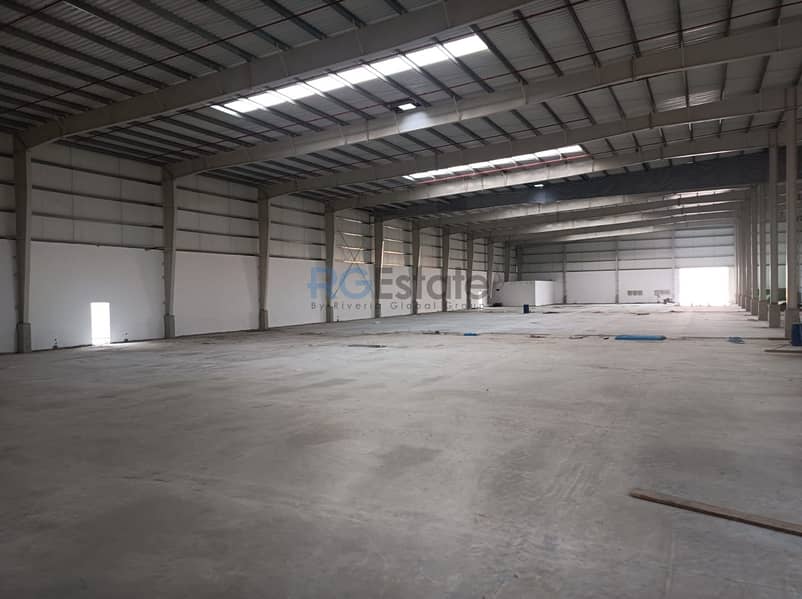 316,000 sqft Warehouse with Office for Rent in Umm Al Al Quwain