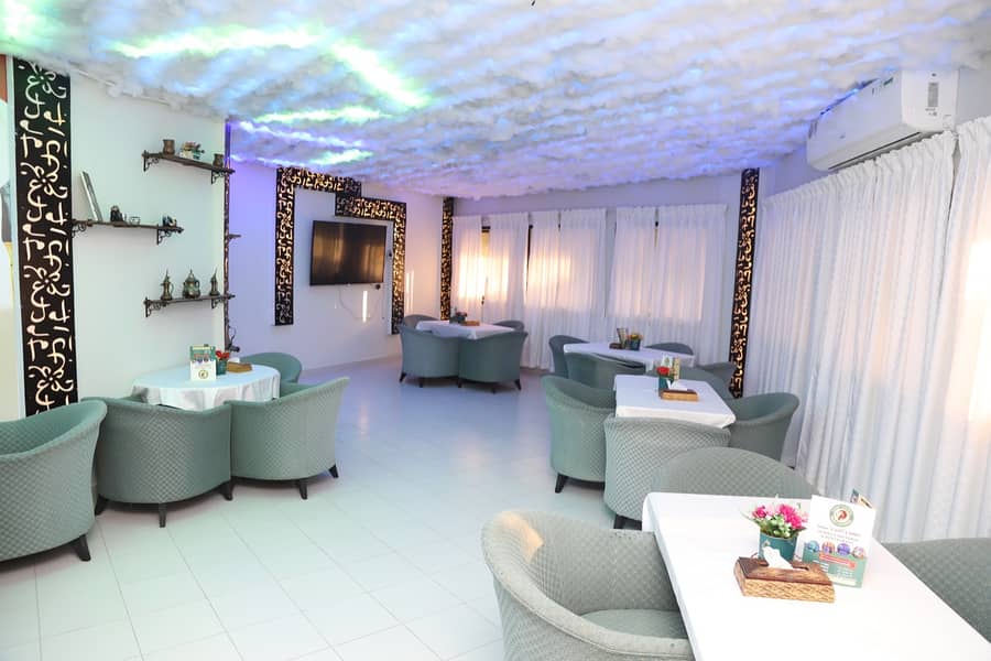 Cafeteria and restaurant in the same place for sale in Ajman