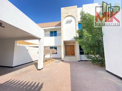 5 Bedroom Villa for Rent in Umm Suqeim, Dubai - STUNNING | 5 B/R + MAID | PRIVATE GARDEN