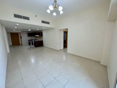 2 Bedroom Apartment for Rent in Dubai Residence Complex, Dubai - Spacious 2 B/R with Balcony | Semi-Open Kitchen | Pool & Gym | Dubai Land