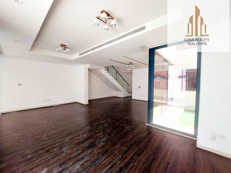 4 Master Bedroom pvt pool Villa For Rent In Mirdif