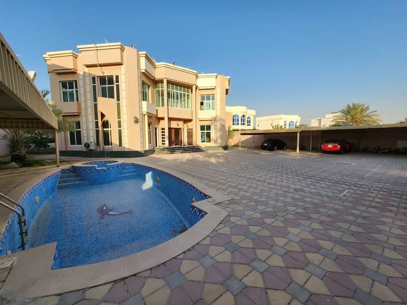 Affordable Price 6 Bed Villa in Al-Mizhar with Pool@170k