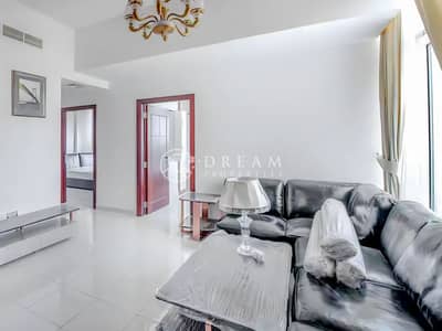 فلیٹ 2 غرفة نوم للايجار في الفرجان، دبي - شقة في ستارز من دانوب الفرجان 2 غرف 65000 درهم - 6585013