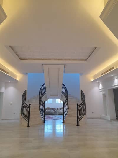5 Bedroom Villa for Rent in Aljazeera Al Hamra, Ras Al Khaimah - LOBBY VILLA