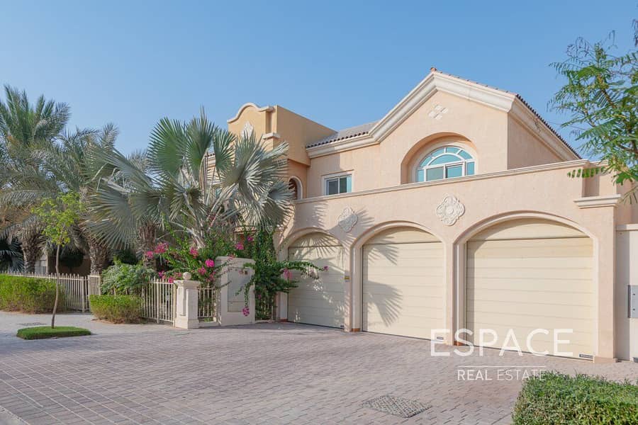 6 Beds | Type A | Pool and Golf Views