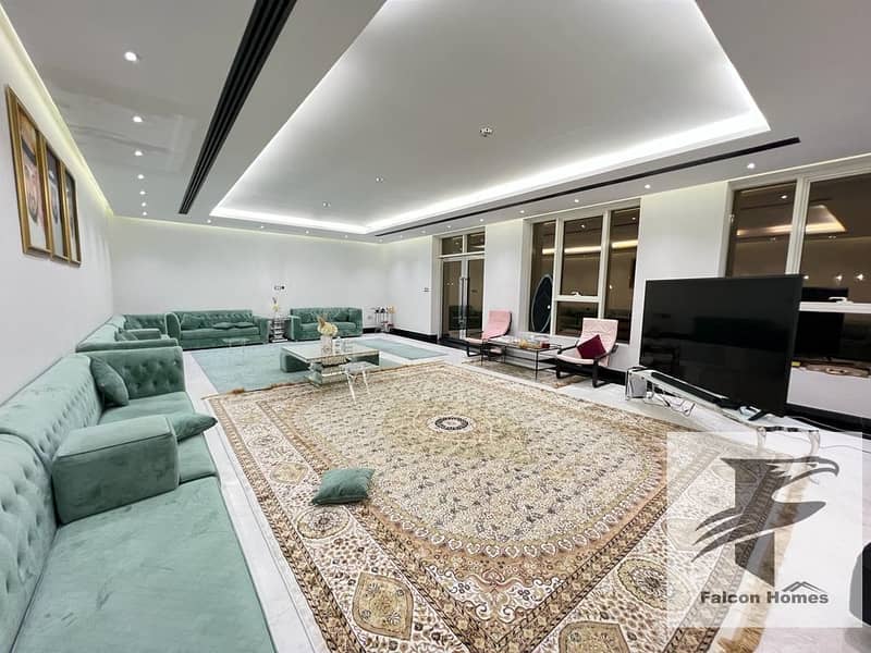 Luxury 6 Beds | High Marble flooring | Fully Modern