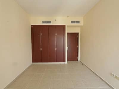 فلیٹ 1 غرفة نوم للايجار في برشا هايتس (تيكوم)، دبي - شقة في برج الشيبة B أبراج الشيبة برشا هايتس (تيكوم) 1 غرف 58000 درهم - 6549433