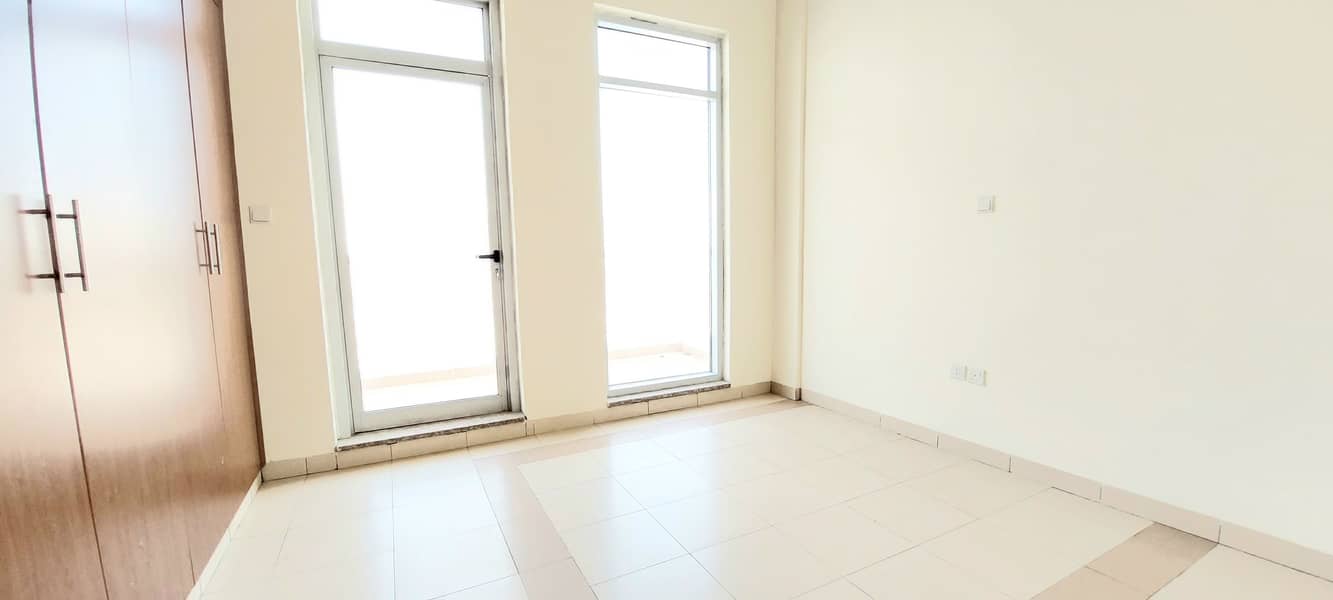 Specious 2bhk family building with all facilities in Warsan 4 dubai Rent only 45k in 4 cheque payment