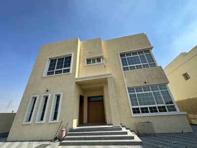 5 Bedroom Villa for Rent in Al Khawaneej, Dubai - LUXURY VILLA IN KHAWANEEJ(5bed+hall+living+dining+maids room)