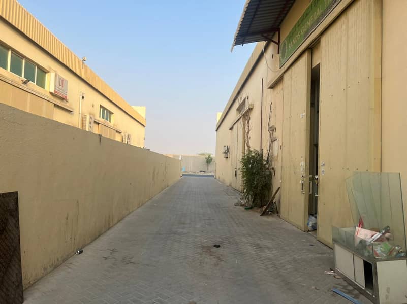 WAREHOUSES FOR RENT 2200 SQFT Al jurf industrial Ajman
