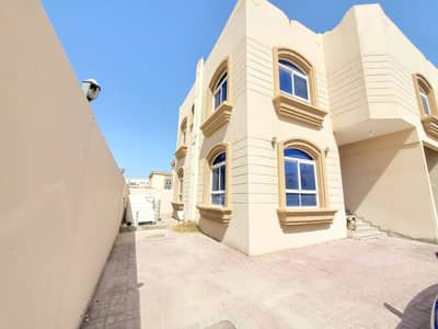 4 Bedroom Villa for Rent in Mohammed Bin Zayed City, Abu Dhabi - LIKE A NEW 4BHK VILLA AT PRIME LOCATION MBZ
