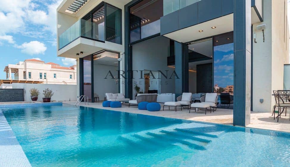 Modern & Contemporary Villa | Direct to Beach