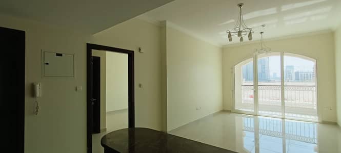 Chiller free Brand new 1bhk apartment with all facilities in dubai land area and only rent 43k 4/6/12 cheaqes payment