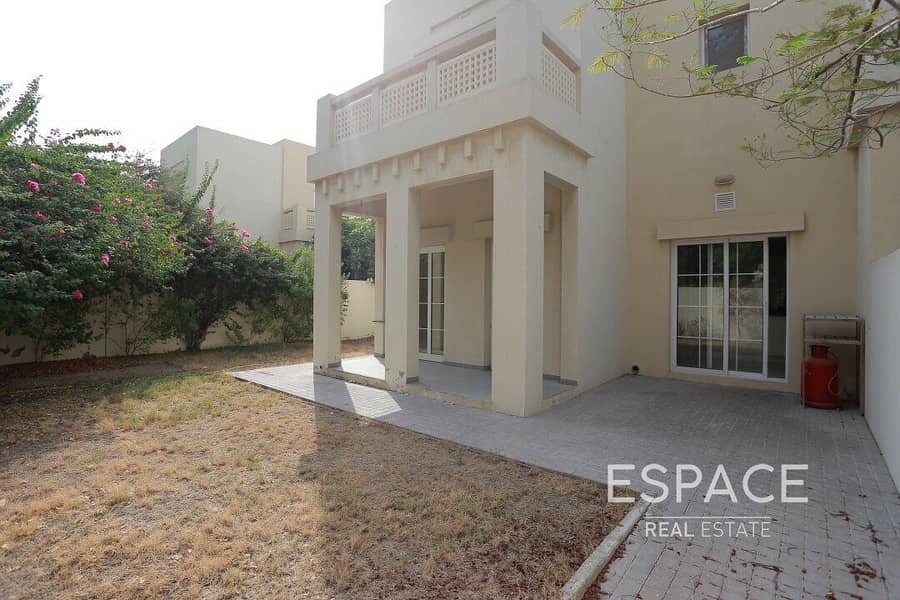 C End - Zulal - Close To Park and Pool