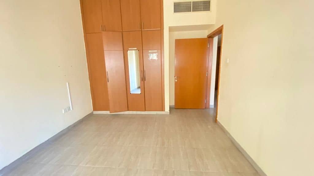 Квартира в Аль Нахда (Шарджа)，Аль Вазир Билдинг, 2 cпальни, 32000 AED - 6560670
