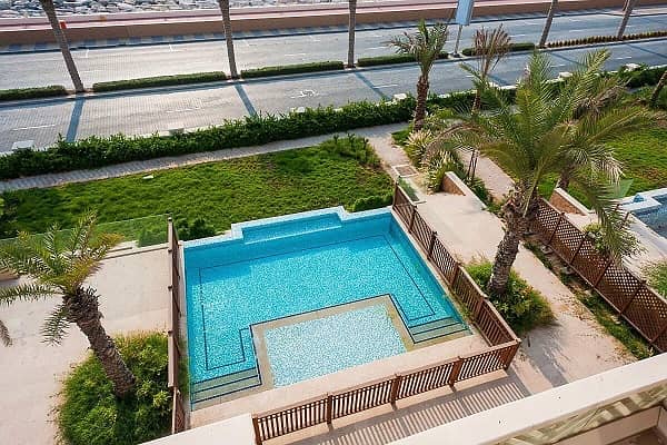 SPACIOUS 5 BR + MAIDS AVAILABLE @ AED 24,500,000/-