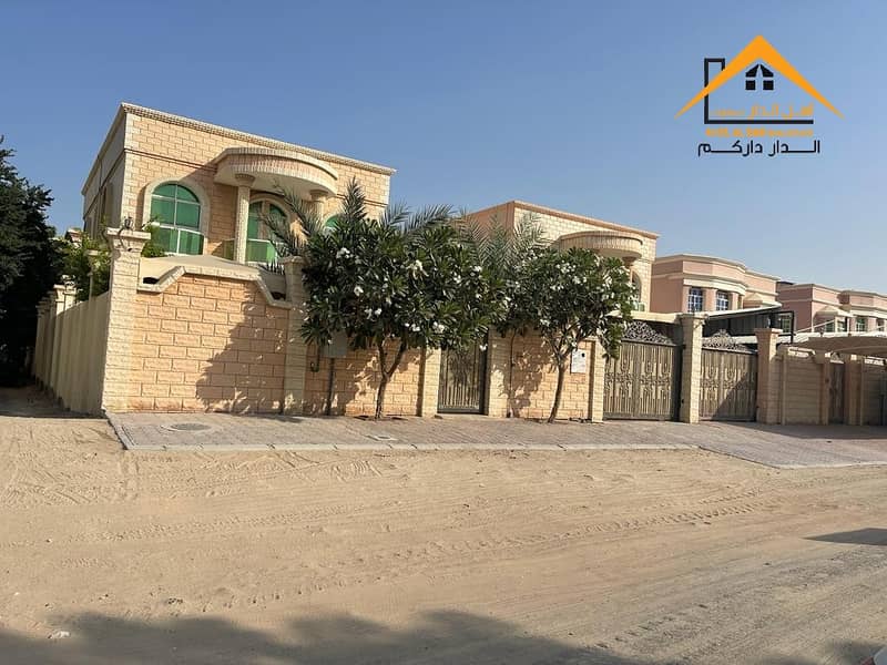 Villa for sale with electricity and water in a very wonderful location on Emirates Road