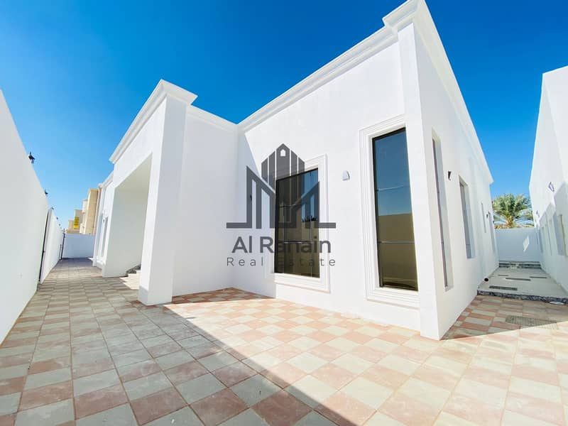 3 Master Br Brand New Ground Floor Villa With Private Yard