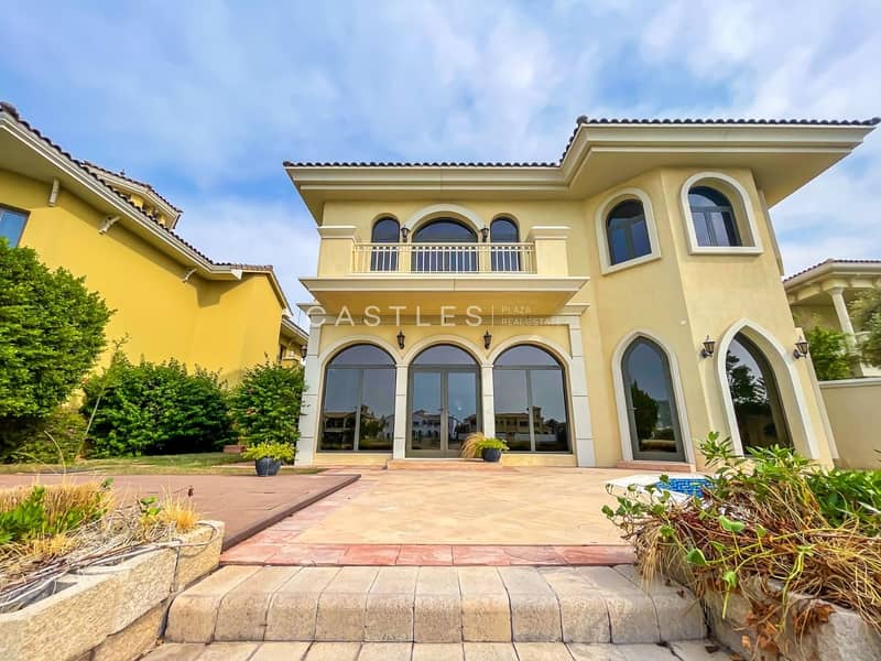 Luxury Beachfront Villa The On Palm Jumeirah