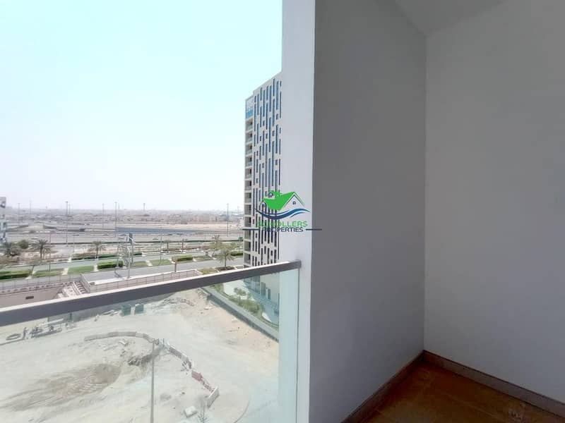 شقة في الدانة شاطئ الراحة 2 غرف 67990 درهم - 6346090