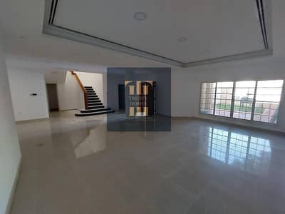 5 Bedroom Villa for Rent in Al Manara, Dubai - Spacious 5 BR+ Maid Villa | Private Garden |Shared Pool and Gym !