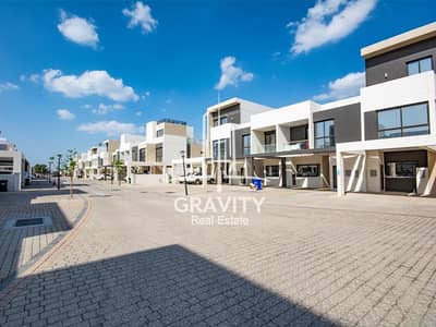 5 Bedroom Townhouse for Sale in Al Salam Street, Abu Dhabi - Amazing Unit | Vacant | Stunning Location