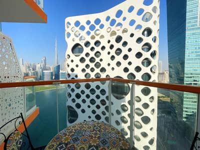 1 Bedroom Apartment for Rent in Business Bay, Dubai - Burj Khalifa and Canal View | Spacious Unit