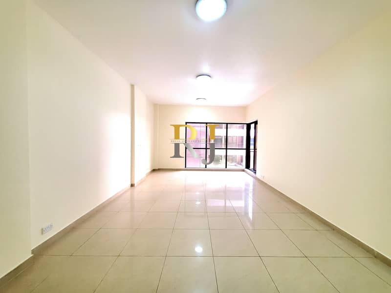 Квартира в Бур Дубай，Аль Манкул，Голден Сэндс 9, 2 cпальни, 82000 AED - 6595259