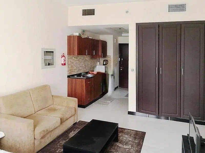 位于朱美拉环形村(JVC)，JVC第13区，肯辛顿庄园住宅楼 的公寓 425000 AED - 6568337