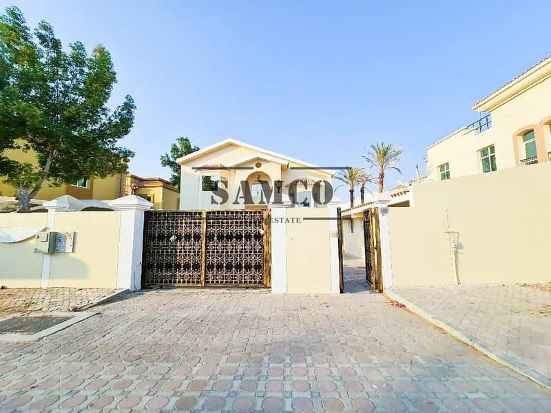 Вилла в Мирдиф, 7 спален, 250000 AED - 6503722