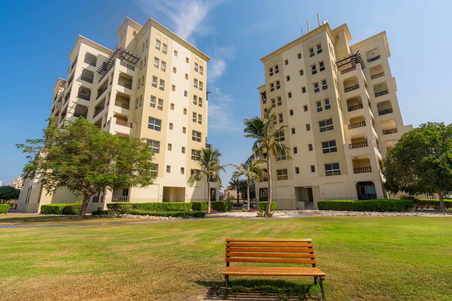 Furnished Studio With Lagoon Views