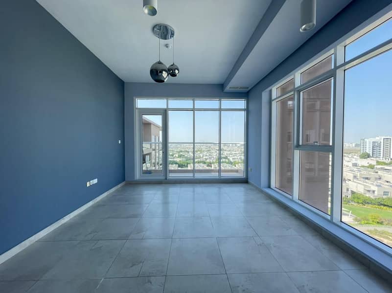 AMAZING APARTMENT/  PREMIUM FINISHES/CORNER VEIW