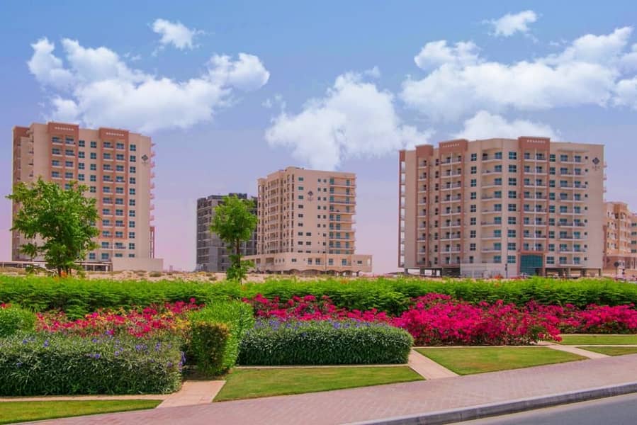 Ready to move 2 br in liwan, queue point
