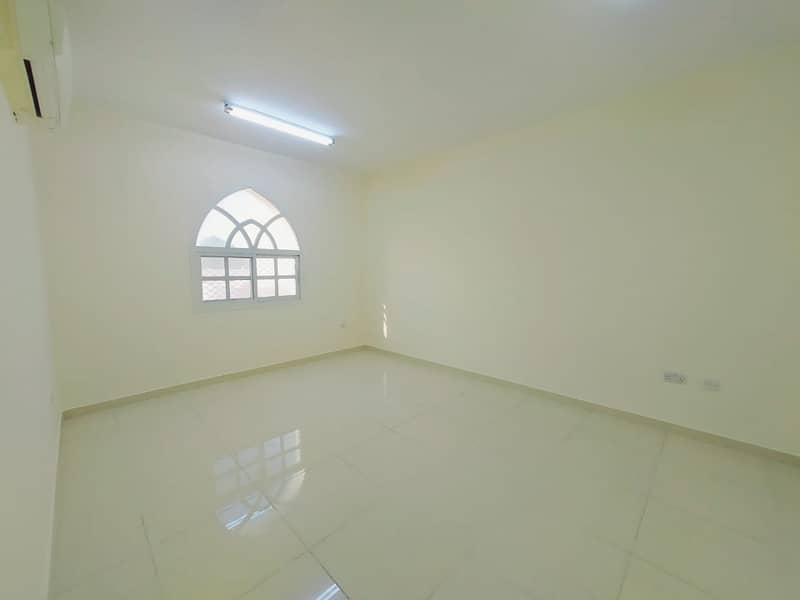 Квартира в Аль Шавамех, 1 спальня, 35000 AED - 6599523