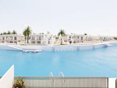 3 Bedroom Townhouse for Sale in Al Hamra Village, Ras Al Khaimah - Prestige Home In An Exclusive Canal front | PP