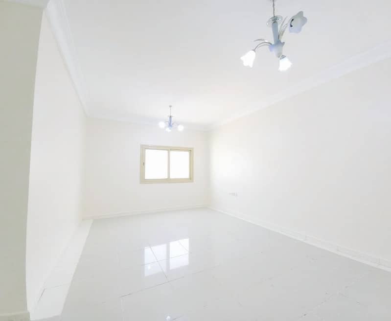Spacious 1bhk Apartment | 6 to 8 check | Close to Nahda park | Only Family Building