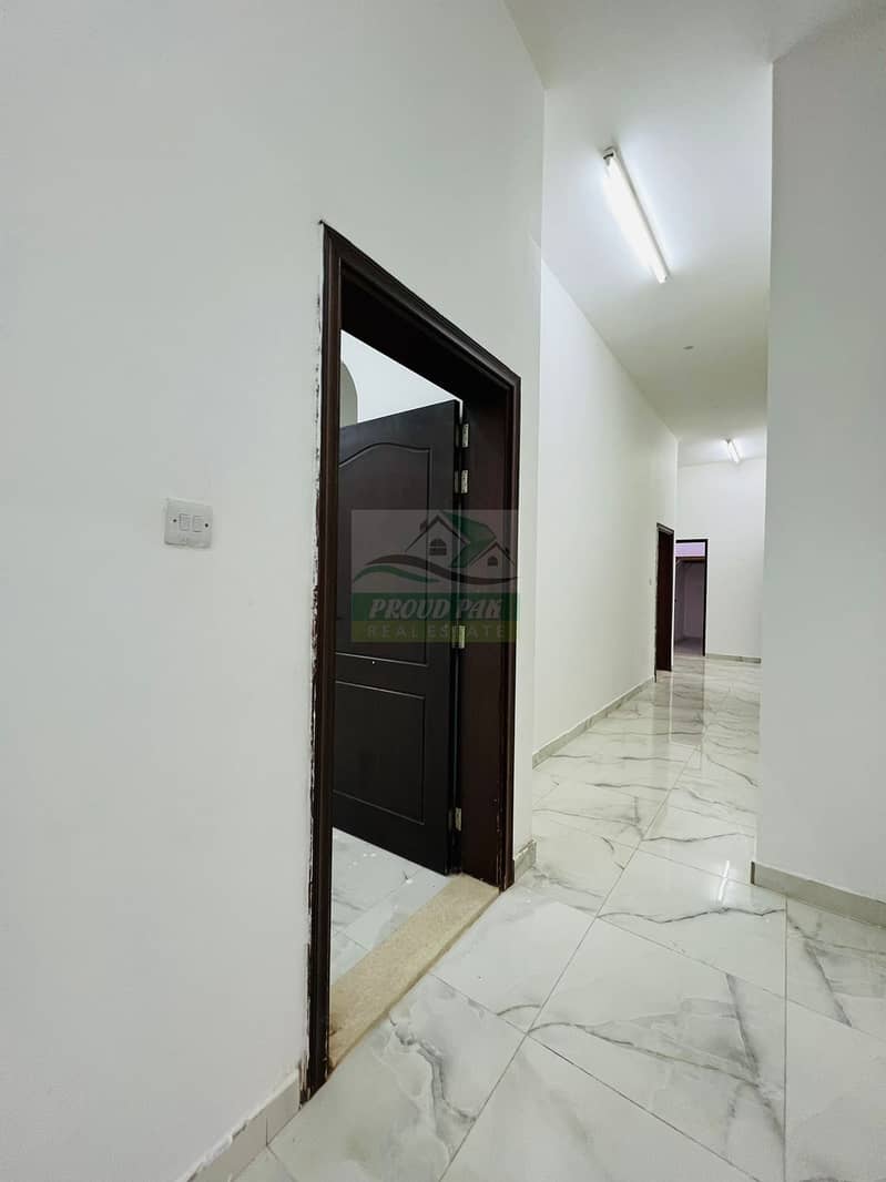Квартира в Аль Шавамех, 4 cпальни, 70000 AED - 6603468