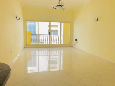 فلیٹ 3 غرف نوم للبيع في ديرة، دبي - شقة في المرقبات ديرة 3 غرف 95000 درهم - 6603469